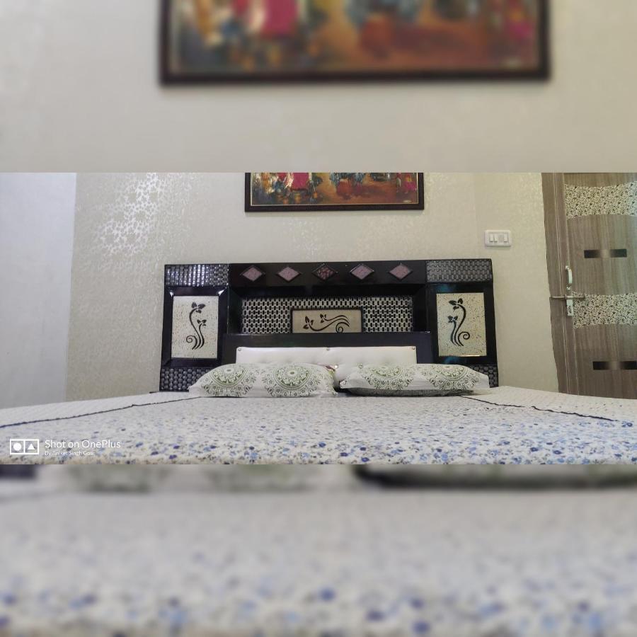 Couple Friendly Hotel - Sunset Orchha Zewnętrze zdjęcie