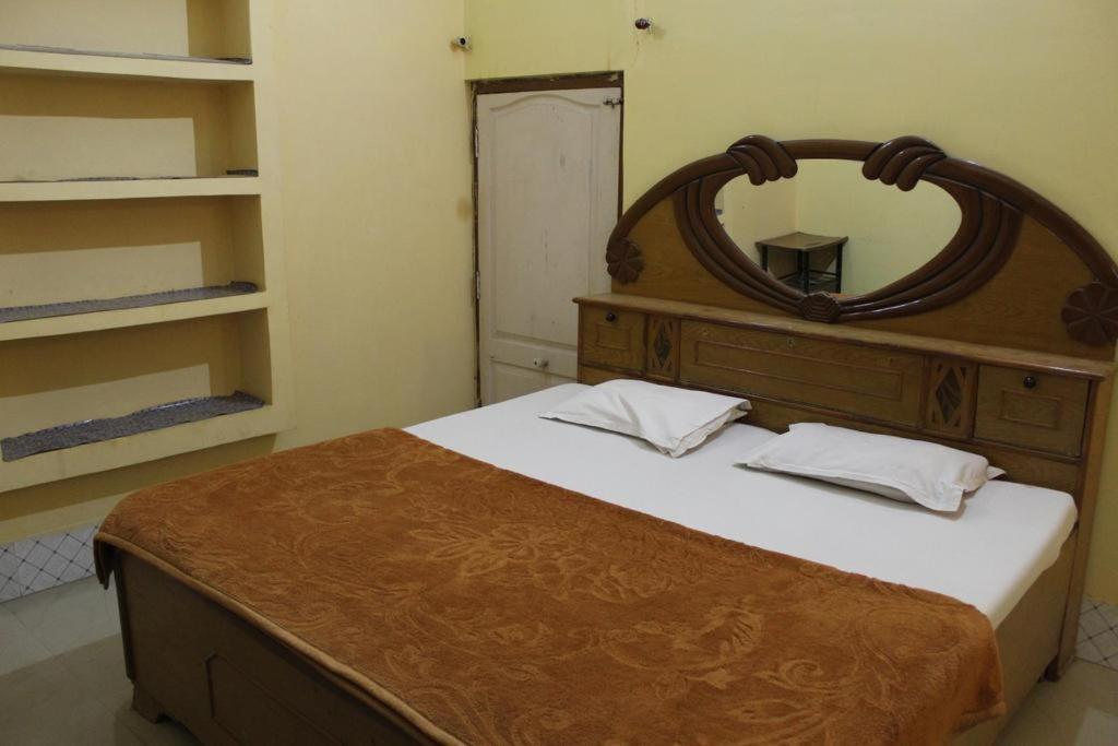 Couple Friendly Hotel - Sunset Orchha Zewnętrze zdjęcie